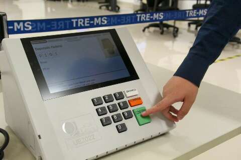Justi&ccedil;a Eleitoral come&ccedil;a a preparar dados que v&atilde;o abastecer 7,2 mil urnas