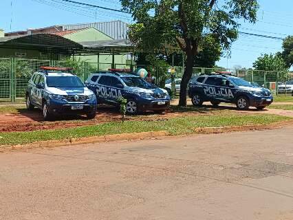 Professor de qu&iacute;mica &eacute; afastado ap&oacute;s aluna denunciar ass&eacute;dio em escola 