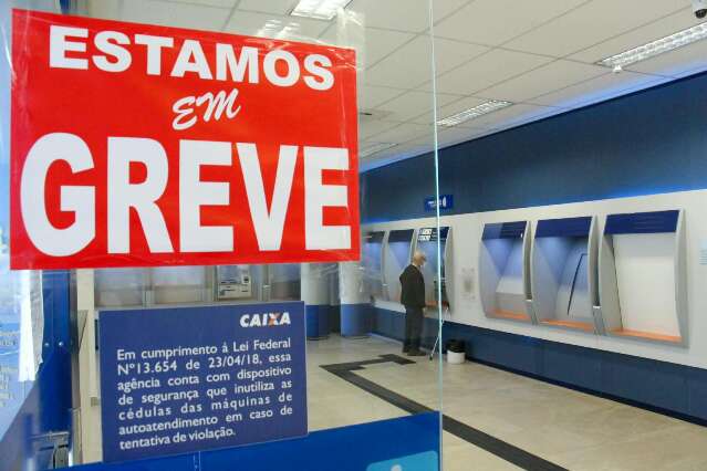 Greve na Caixa entra no 8&ordm; dia e nova proposta deve ser votada na segunda-feira