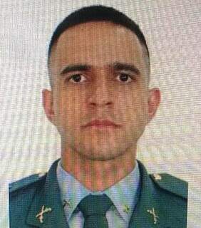 Tenente que assassinou colega de farda em quartel matou jovem em SP h&aacute; 4 anos