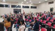 Ap&oacute;s 2 meses, C&acirc;mara aprova reajuste de 5,4% para professores parcelado
