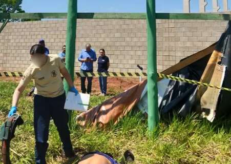 Trabalhador cai de 6 metros enquanto instalava painel e morre no Tiradentes