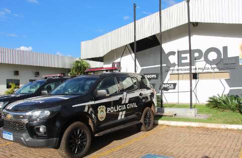 Briga ap&oacute;s den&uacute;ncia de importuna&ccedil;&atilde;o sexual em bar leva 4 &agrave; delegacia