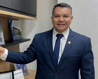 Vereador é preso após causar acidente, tentar suborno e ameaçar policial Vereador é preso após causar acidente, tentar suborno e ameaçar policial