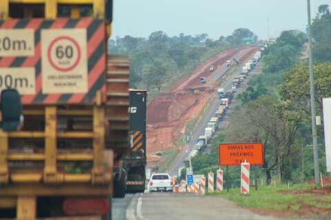 Com Pare e Siga, 4 km da BR-163 travam entre Campo Grande e S&atilde;o Paulo