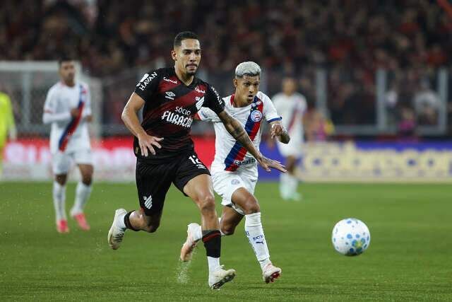 Athletico vence Bahia por 2 a 1 e abre vantagem na tabela