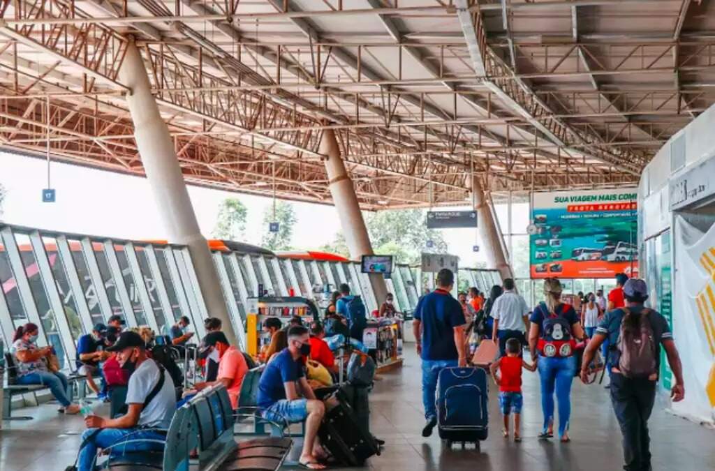 Vai viajar nas eleições? Veja as regras do voto em trânsito