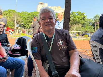 Aos 65, engenheiro aceita at&eacute; est&aacute;gio para voltar ao mercado de trabalho 