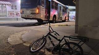 Criança atropelada por ônibus morre na Santa Casa