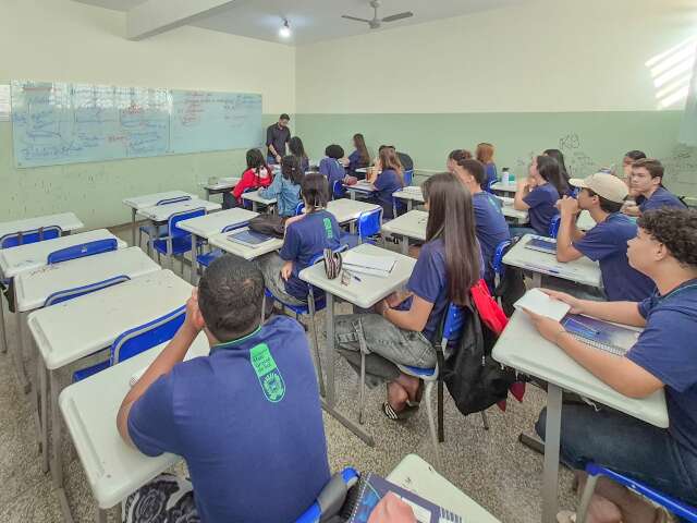 Tempor&aacute;rios s&atilde;o 7 em cada 10 professores na rede estadual de MS