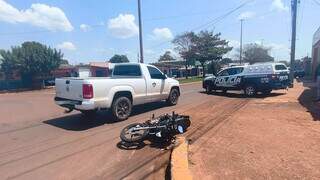 Motociclista morre em hospital ap&oacute;s acidente com caminhonete