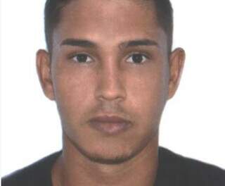 Jovem teve dente arrancado e foi esfaqueado antes de ser executado a tiros Jovem teve dente arrancado e foi esfaqueado antes de ser executado a tiros