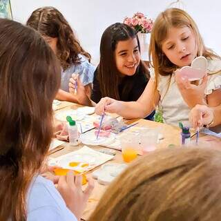Luana faz encontro em que a arte vira hobby, memória e até negócio Luana faz encontro em que a arte vira hobby, memória e até negócio