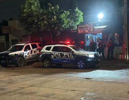 Adolescente morre durante brincadeira com arma ap&oacute;s tiro acidental em barbearia