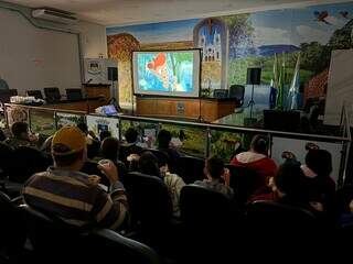 Cine Câmara transforma plenários em cinemas e atrai 10 mil pessoas Cine Câmara transforma plenários em cinemas e atrai 10 mil pessoas