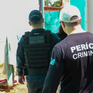 Dupla encapuzada matou mulheres a facadas antes de p&ocirc;r fogo em casa