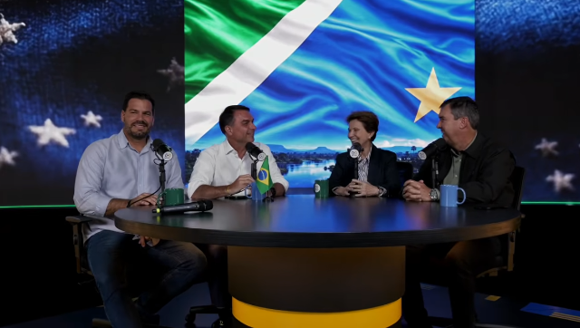 Riedel, Contar e Tereza participam de live com Fl&aacute;vio Bolsonaro
