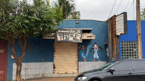 Amigos de inf&acirc;ncia, adolescentes brincavam com rev&oacute;lver quando tiro matou garoto