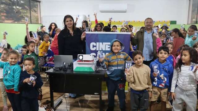 Cine C&acirc;mara transforma plen&aacute;rios em cinemas e atrai 10 mil pessoas