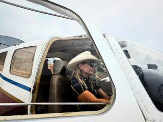 Elas lotaram 4 aviões e partiram para pescaria só de mulheres no Pantanal Elas lotaram 4 aviões e partiram para pescaria só de mulheres no Pantanal