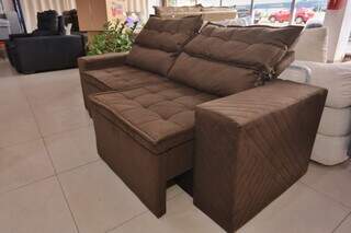Sof&aacute; In Box: sof&aacute;s em parcelas de R$ 139,90 e poltronas abaixo de R$ 100