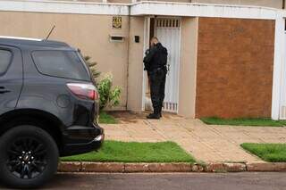 Delegado ficou “muito surpreso” com ordem de prisão, alega advogado Delegado ficou “muito surpreso” com ordem de prisão, alega advogado