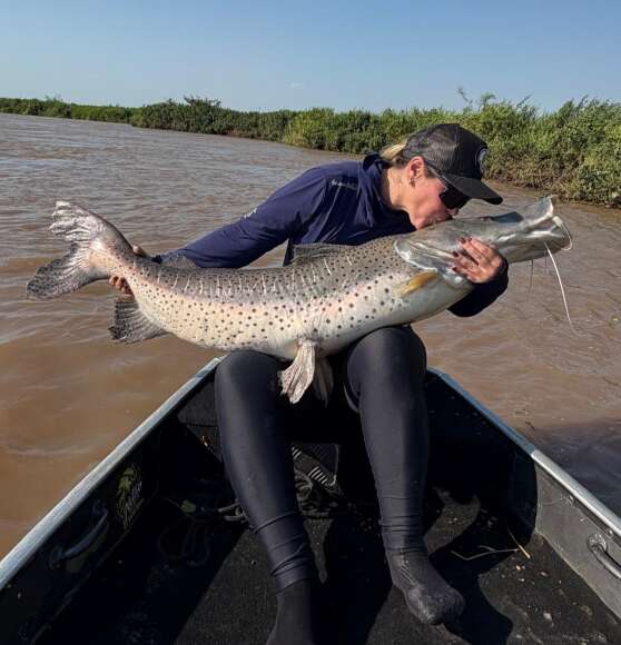 Pescaria rende pintado de 1,52 metro e encontro com onça e cervo no Pantanal