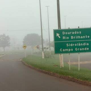 Nevoeiro encobre Maracaju e MS registra mínima de 12°C nesta manhã Nevoeiro encobre Maracaju e MS registra mínima de 12°C nesta manhã