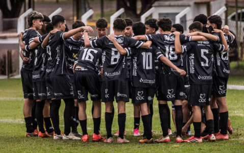 Estadual Sub-17 chega &agrave; 5&ordf; rodada com disputa acirrada pela lideran&ccedil;a dos grupos