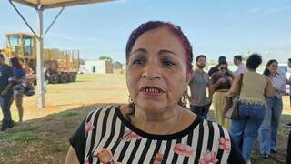 Moradores do Santa Em&iacute;lia v&atilde;o receber asfalto ap&oacute;s 51 anos vivendo no terr&atilde;o