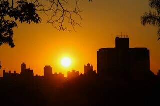 Calor chega a 43&deg;C e MS entra no primeiro grande epis&oacute;dio de calor da primavera