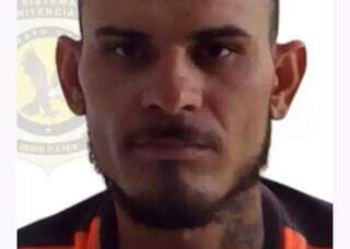 Homem é preso após "fazer a limpa" em obra de futura delegacia da Capital Homem é preso após "fazer a limpa" em obra de futura delegacia da Capital