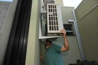 Calor lota agenda de técnicos de ar-condicionado em Campo Grande Calor lota agenda de técnicos de ar-condicionado em Campo Grande