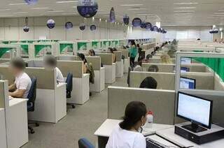 Justiça condena call center a pagar R$ 300 mil por ameaças de demissão Justiça condena call center a pagar R$ 300 mil por ameaças de demissão