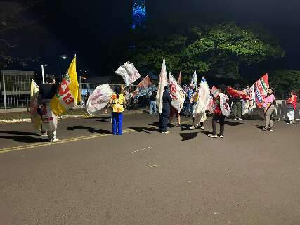 No &uacute;ltimo &ldquo;cara a cara&rdquo;, candidatos defendem debate de bom n&iacute;vel para MS
