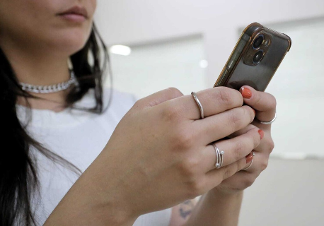 T&eacute;cnico &eacute; preso suspeito de "vazar nudes" do celular de cliente