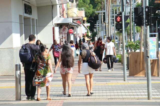 No Centro, fazer xixi depende de uma compra ou de uma porta amiga