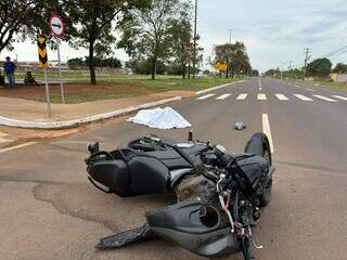 Idoso de 67 anos morre após ter moto atingida por picape em avenida Idoso de 67 anos morre após ter moto atingida por picape em avenida