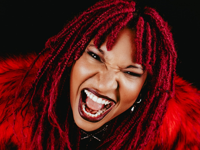 Larissa Luz traz lado roqueiro de Gilberto Gil para Campo Grande