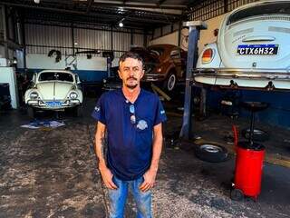 Com história no motor, 1.033 veículos placa preta ainda rodam por MS Com história no motor, 1.033 veículos placa preta ainda rodam por MS