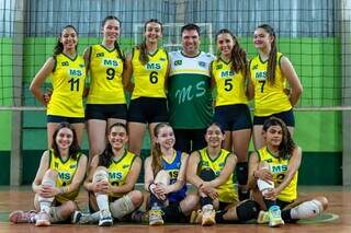 Seleção de MS se prepara para disputa do Brasileiro Sub-18 feminino de vôlei Seleção de MS se prepara para disputa do Brasileiro Sub-18 feminino de vôlei