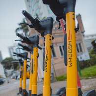 Nova empresa de patinete tem autoriza&ccedil;&atilde;o para operar em Campo Grande