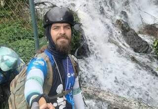 Em cima da ‘Negona’, John pedalou 7 mil km do Ceará a Campo Grande Em cima da ‘Negona’, John pedalou 7 mil km do Ceará a Campo Grande