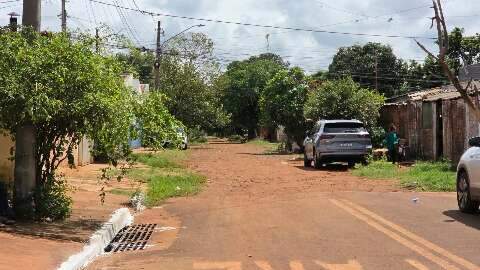 Prefeita autoriza in&iacute;cio de obras de R$ 22 milh&otilde;es para asfaltar 43 ruas