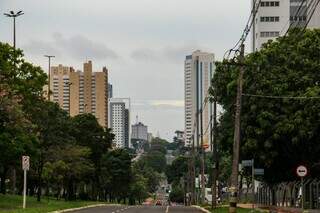 Sexta-feira terá calor de até 32°C e risco de tempestades em MS Sexta-feira terá calor de até 32°C e risco de tempestades em MS