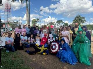 Do cinema para o parque, Bela, Ravena e Elsa viram atração no Sóter Do cinema para o parque, Bela, Ravena e Elsa viram atração no Sóter