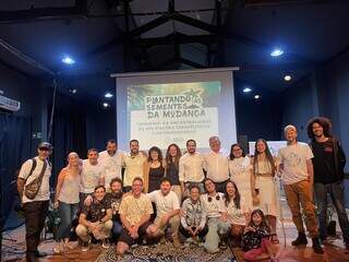 Cannabis entra na roda para falar de cuidados e arte na Casa de Cultura Cannabis entra na roda para falar de cuidados e arte na Casa de Cultura