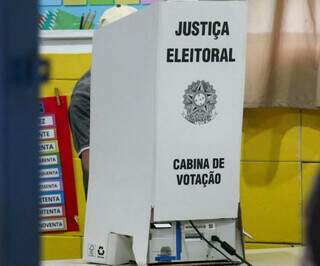 Não vai votar? Multa por ausência nas eleições é de R$ 3,51 por turno Não vai votar? Multa por ausência nas eleições é de R$ 3,51 por turno