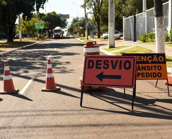 Rua &eacute; interditada neste domingo na Vila Vilas Boas