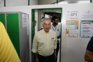 Reinaldo vota em Campo Grande e defende mudanças na reforma tributária Reinaldo vota em Campo Grande e defende mudanças na reforma tributária